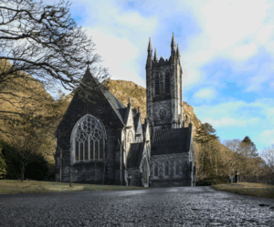 An image of an abbey in Ireland