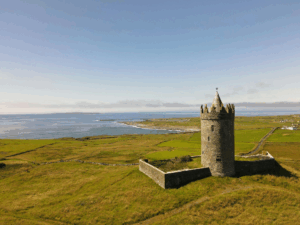 This photo shows a castle.